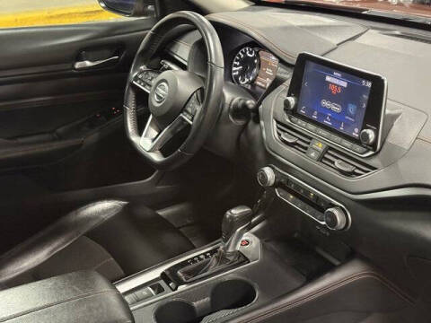 2020 Nissan Altima 2.5 SR