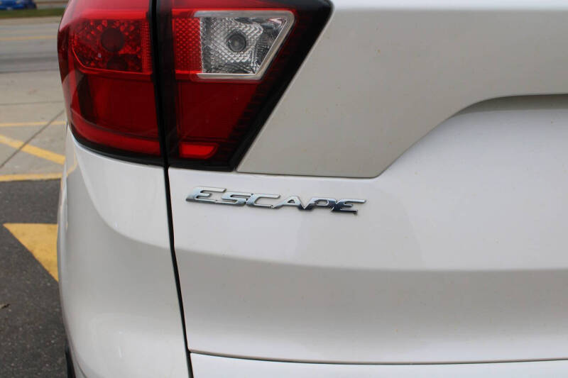 2019 Ford Escape SEL