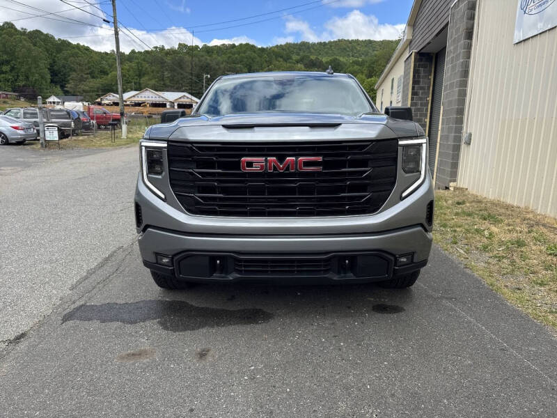 2026 GMC Sierra 1500 Elevation Standard