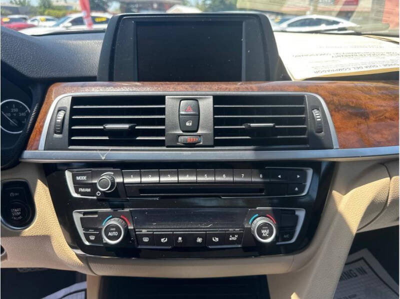 2017 BMW 3 Series 330i