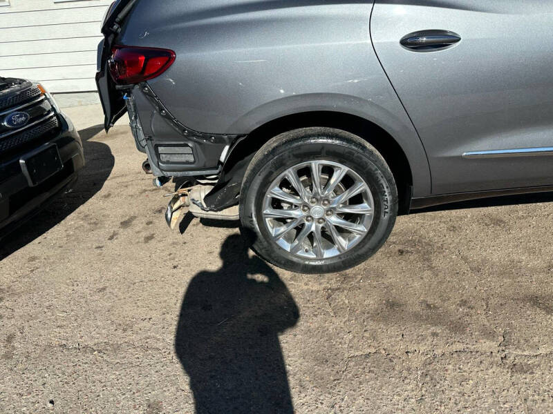 2020 Buick Enclave Essence