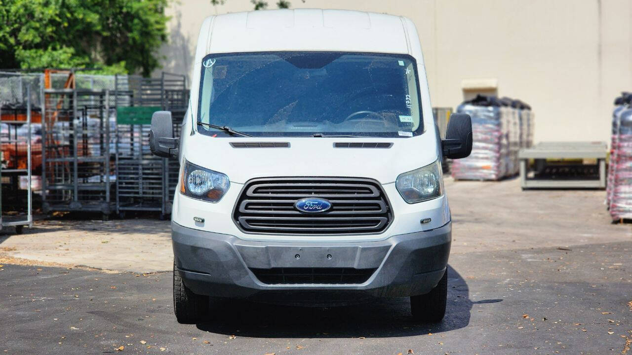 2015 Ford Transit  - $20,900