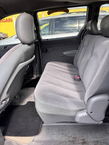 2006 Dodge Caravan SE