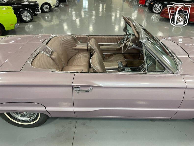 1964 Ford Thunderbird