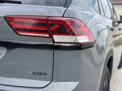 2023 Volkswagen Atlas Cross Sport V6 SEL R-Line Black 4Motion