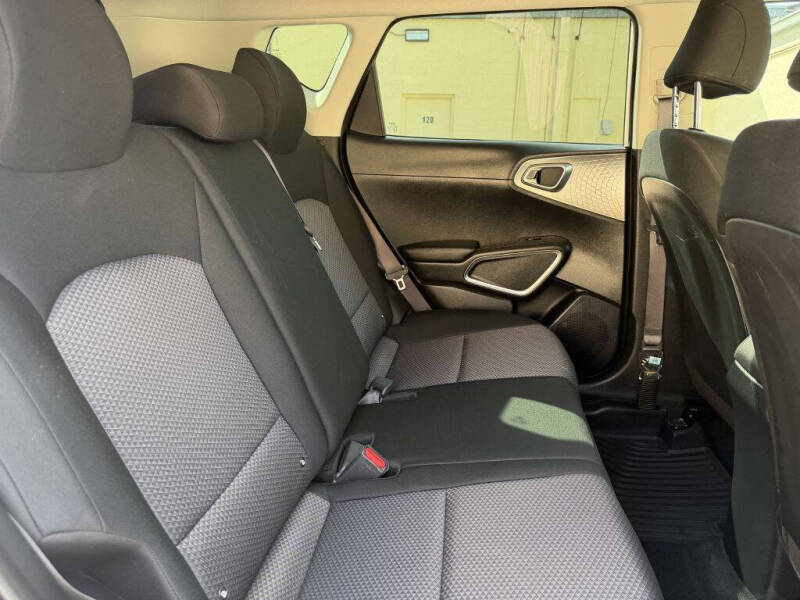 2025 Kia Soul LX