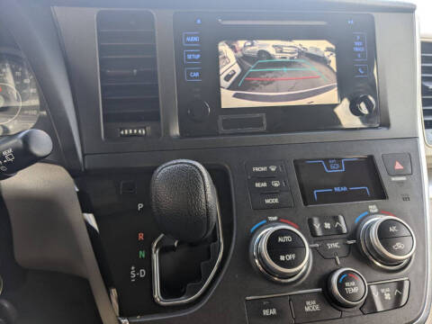 2017 Toyota Sienna L 7-Passenger