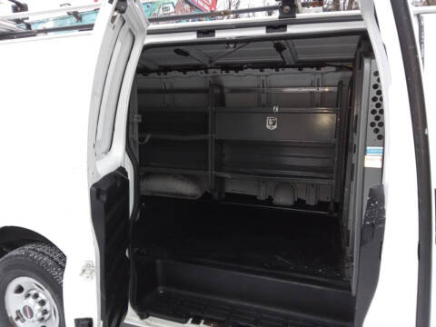 2017 GMC Savana 2500