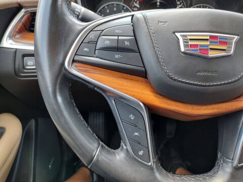 2019 Cadillac XT5 Platinum