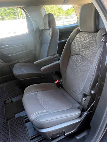 2015 GMC Acadia SLE-2