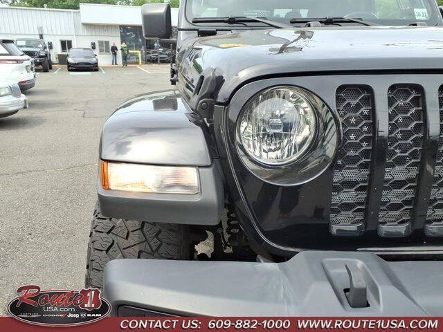 2022 Jeep Gladiator Willys