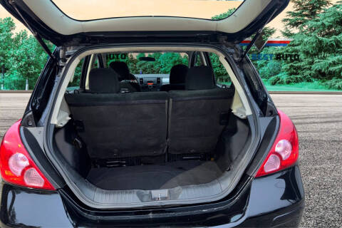 2011 Nissan Versa 1.8 S