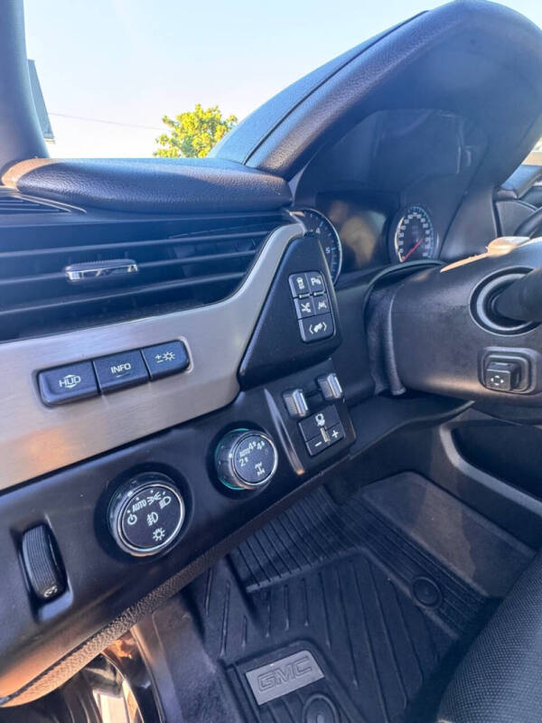 2018 GMC Yukon Denali