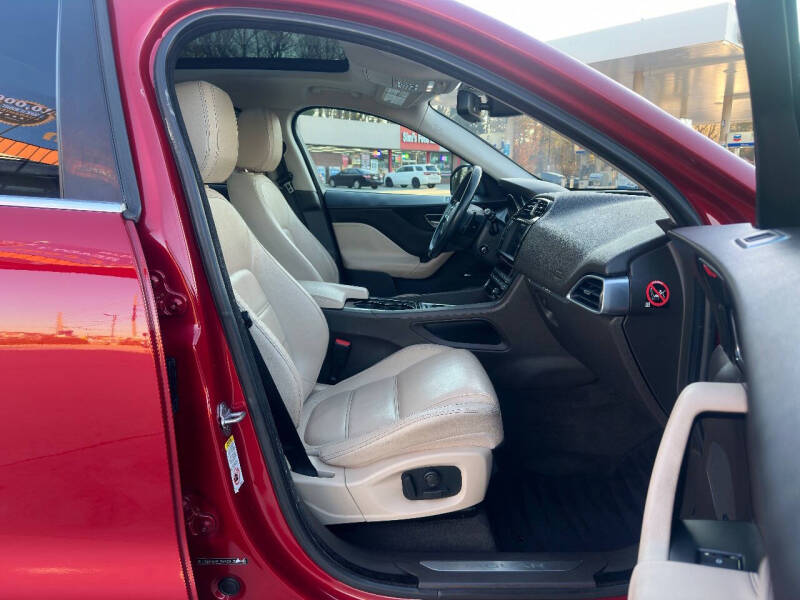 2017 Jaguar F-PACE 20d Prestige