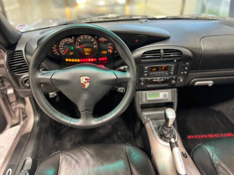 2002 Porsche 911 Carrera 4