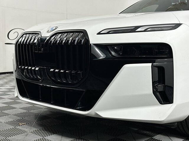 2023 BMW 7 Series 760i xDrive