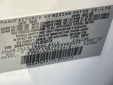 2026 Nissan Kicks SR