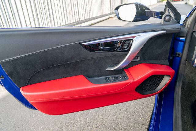 2017 Acura NSX 19