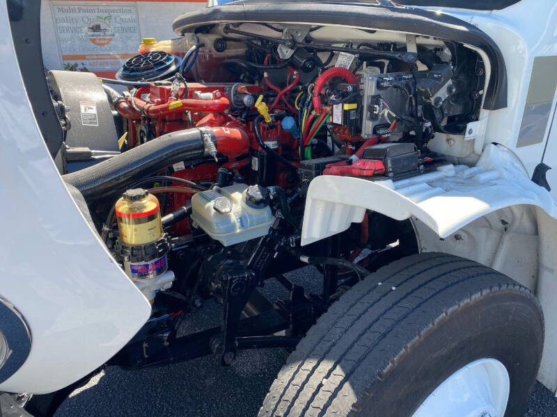 2020 Freightliner M2 106