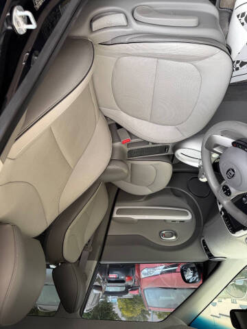 2015 Kia Soul EV +