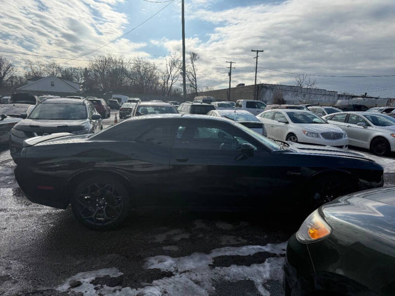 2016 Dodge Challenger R/T Scat Pack