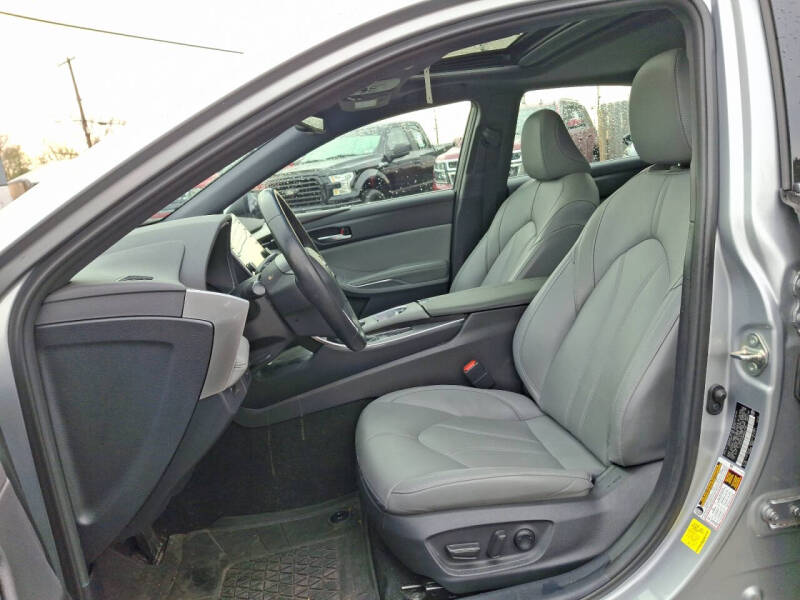 2021 Toyota Avalon XLE