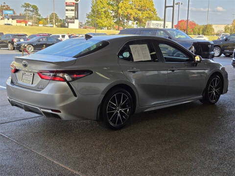 2024 Toyota Camry Hybrid SE