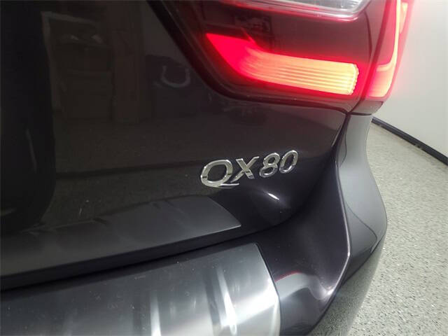 2022 Infiniti QX80 Luxe