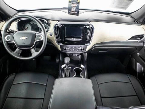 2022 Chevrolet Traverse LS