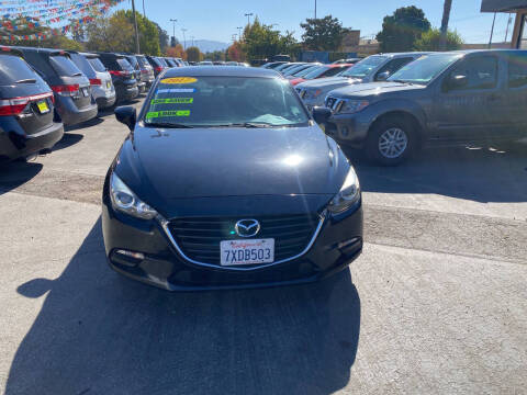 2017 Mazda MAZDA3 Sport