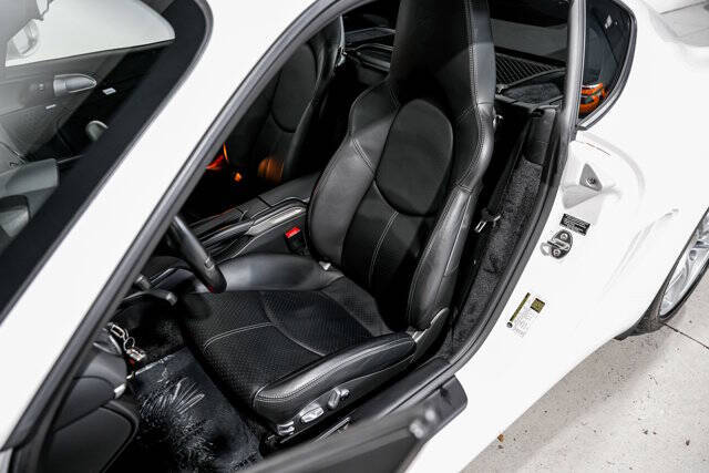 2011 Porsche Cayman S