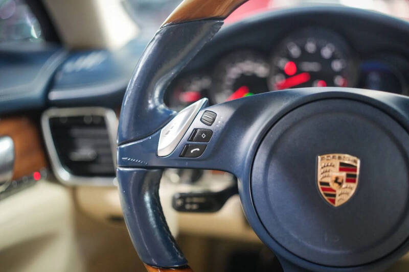 2011 Porsche Panamera