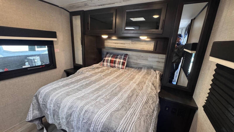 2022 Jayco Jay Feather 24RL