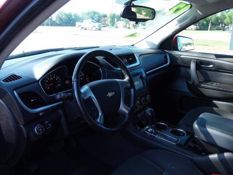 2017 Chevrolet Traverse LT