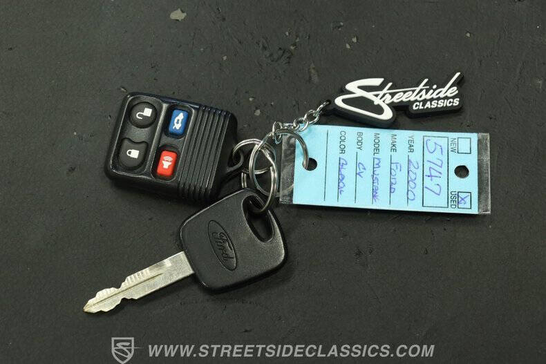 2000 Ford Mustang GT