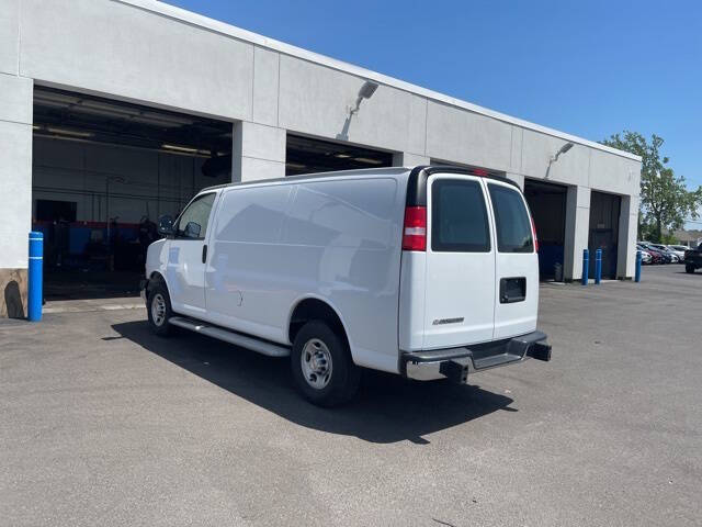 2023 Chevrolet Express 2500