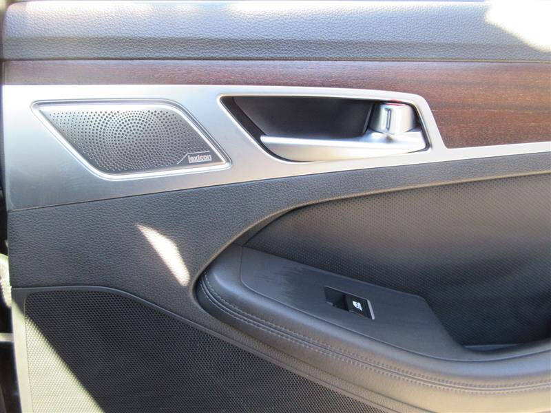 2020 Genesis G80