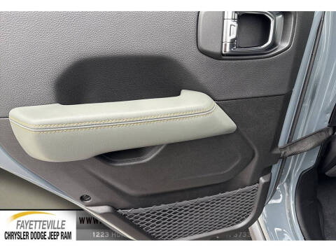 2025 Jeep Gladiator Mojave X