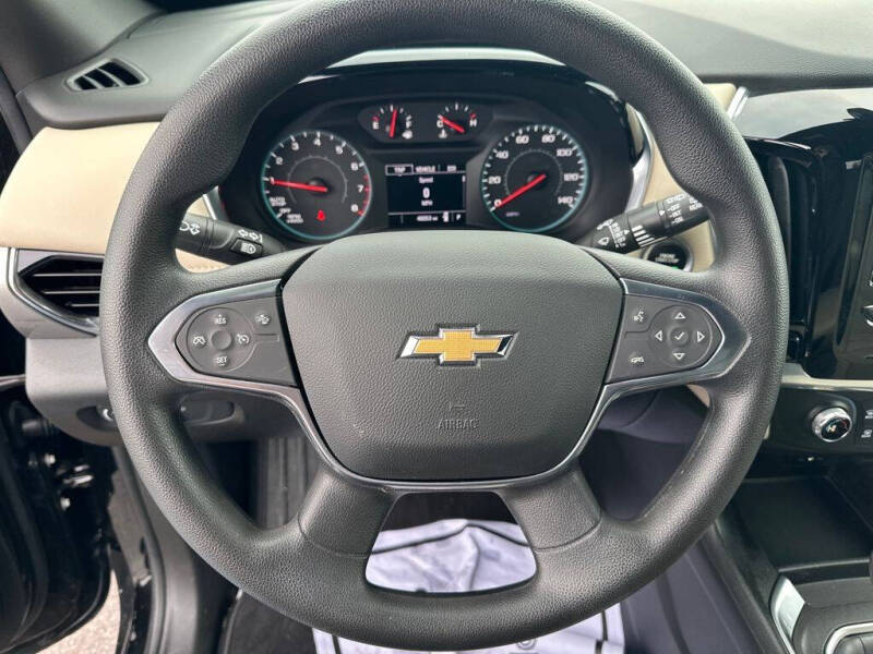 2022 Chevrolet Traverse LS