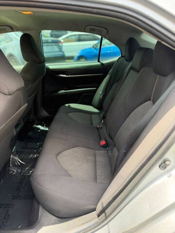 2020 Toyota Camry LE