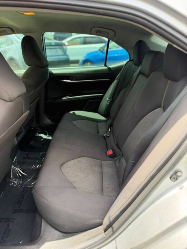 2020 Toyota Camry LE