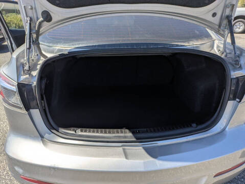 2013 Mazda MAZDA3 i SV