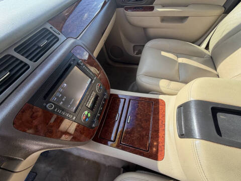 2013 Chevrolet Suburban LTZ