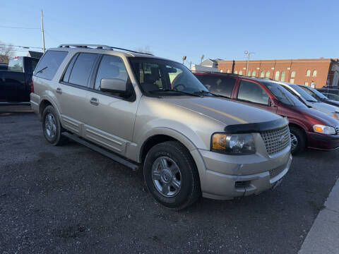 2006 Ford Expedition for sale at Corridor Motors in Cedar Rapids IA