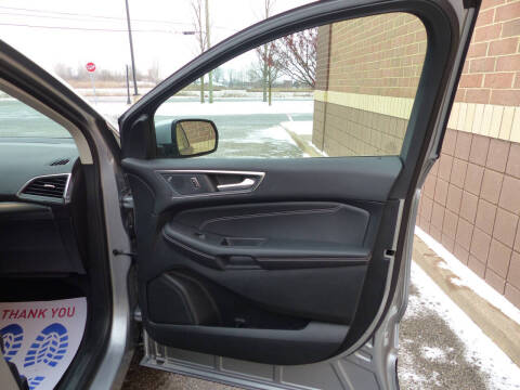 2023 Ford Edge Titanium