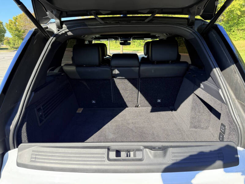 2022 Land Rover Range Rover P400 HSE Westminster Edition