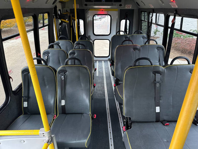 2014 Ford E-Series E-350 SD