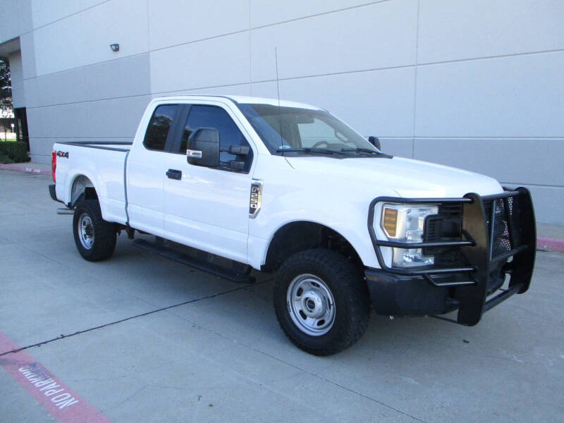 2019 Ford F-250 Super Duty XL's photo