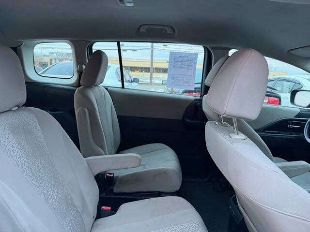 2012 Mazda MAZDA5 Sport