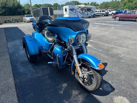 2011 Harley-Davidson FLHTCUTG Tri Glide for sale at TAPP MOTORS INC in Owensboro KY